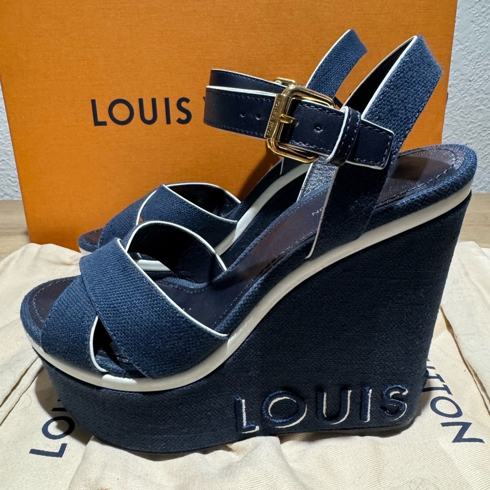 Louis Vuitton Black Sandals with Crisscross Design
